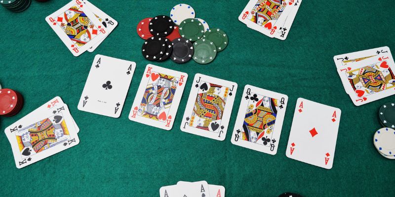 Chiến thuật hay khi chơi poker